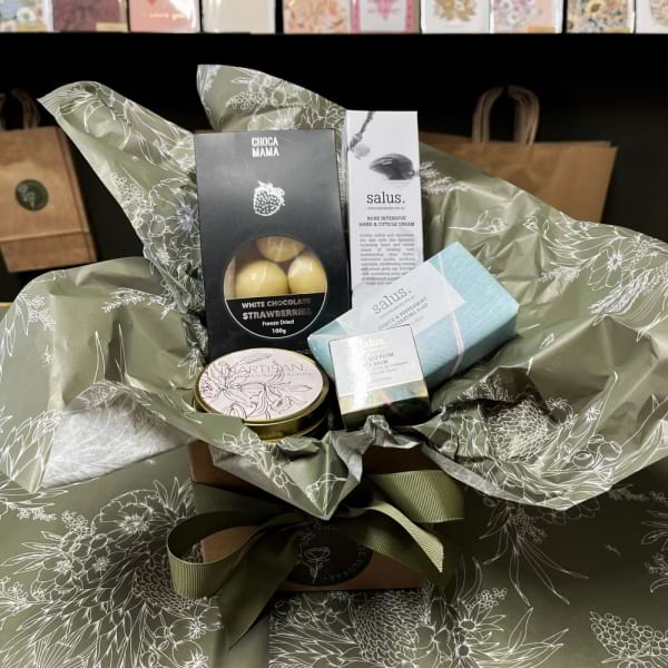 SELF CARE GIFT BOX